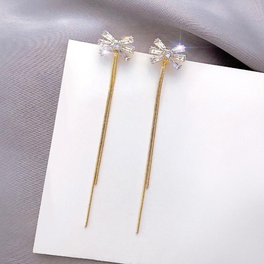 🌷New🌷Fashionable Geometry Crystal Long Strip Drop Earrings